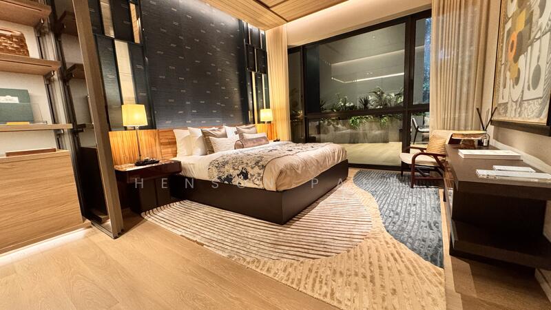 Spacious Double King/Sized bed space