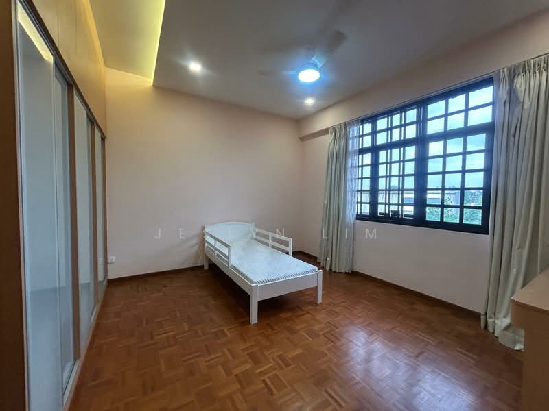 112B Sixth Avenue Garlick Park, Sixth Avenue, 6 Bedrooms, 4,000 sqft, Terraced House For Rent, by Jeslyn Lim, 60214385 - Bedroom - PropertyGuru.com.sg