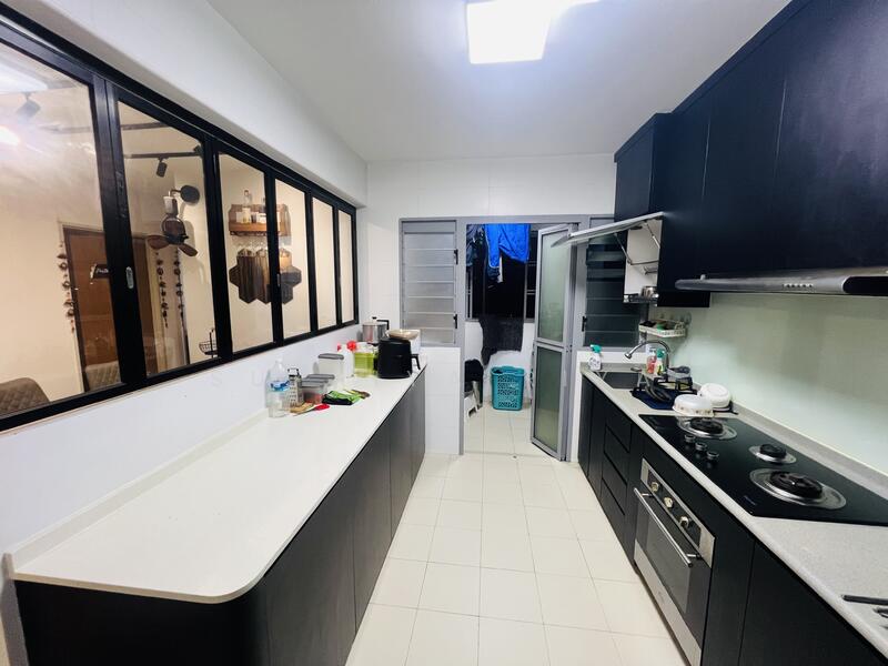 For Rent - 682A Edgedale Plains