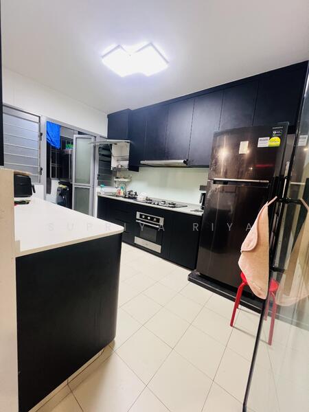 For Rent - 682A Edgedale Plains