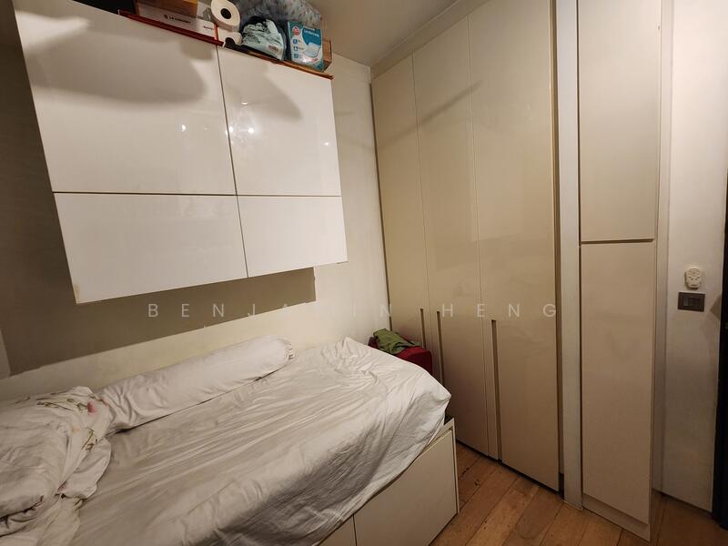 2nd Bedroom w additional cabinets