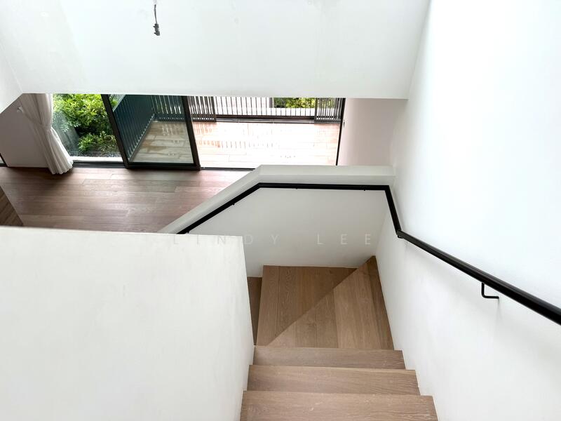 For Sale - 10 Evelyn