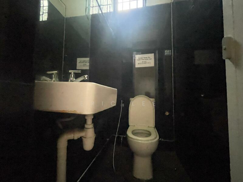 705 Ang mo kio avenue 8, , 750 sqft, Shop / Shophouse For Rent, by Eric Lee, 60214672 - CommercialGuru.com.sg