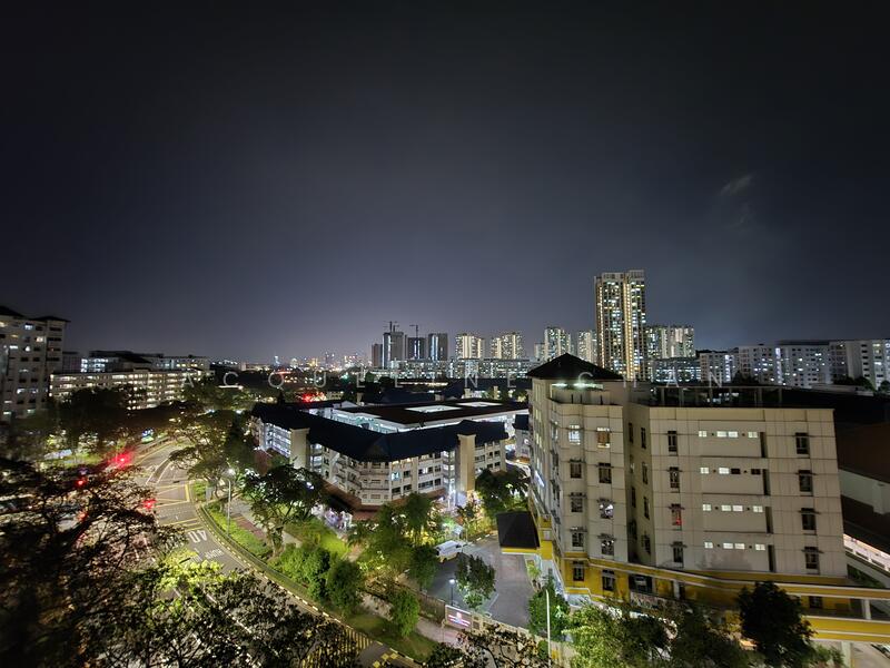 417 Woodlands Street 41 HDB Flat For Sale at S$ 620,888 | PropertyGuru Singapore - Living room nite view