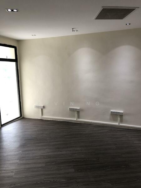 Orchard Plaza, 150 Orchard Road, 452 sqft, Office For Sale, by Kevin Ng, 60215243 - Living Room - CommercialGuru.com.sg