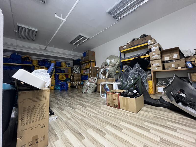 Wcega Plaza, 1 Bukit Batok Crescent, 2,562 sqft, Light Industrial (B1) For Sale, by Ziglar Oh, 60215310 - CommercialGuru.com.sg