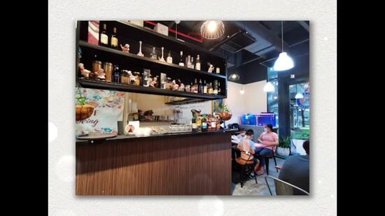 Alexandra Central, 321 Alexandra Road singapore, Alexandra / Commonwealth, 710 sqft, Food & Beverage For Sale, by Allan Lee, 60215316 - CommercialGuru.com.sg