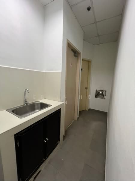 Tung Ann Assn Building, 141 Cecil Street, 1,270 sqft, Office For Rent, by Perlin Ho A N, 60215348 - CommercialGuru.com.sg