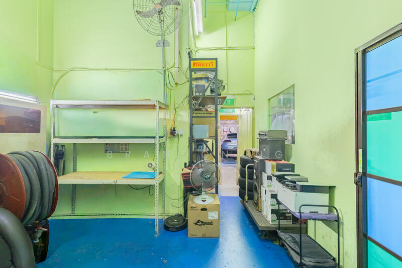 Paya Ubi Industrial Park, 53 Ubi Avenue 1, 4,778 sqft, Light Industrial (B1) For Sale, by Brandon Ng, 60215366 - CommercialGuru.com.sg