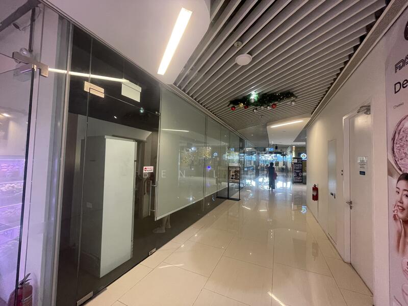 City Gate, 371 Beach Road, Beach Road / Bugis / Rochor, 431 sqft, Food & Beverage For Sale, by Ben Lee, 60215451 - Corridor - CommercialGuru.com.sg
