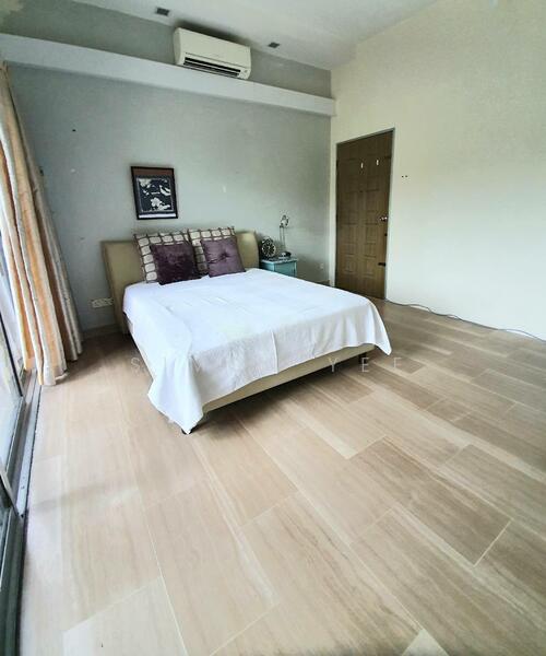 For Rent - Orchard Court