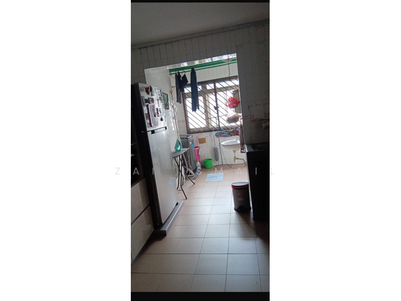 For Rent - 215 Choa Chu Kang Central