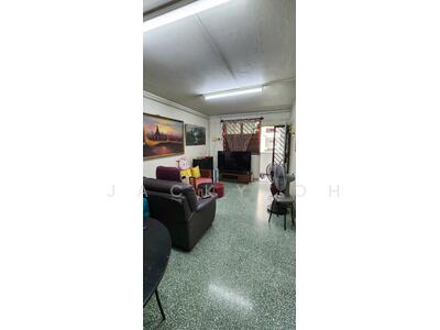 For Sale - 82 Commonwealth Close