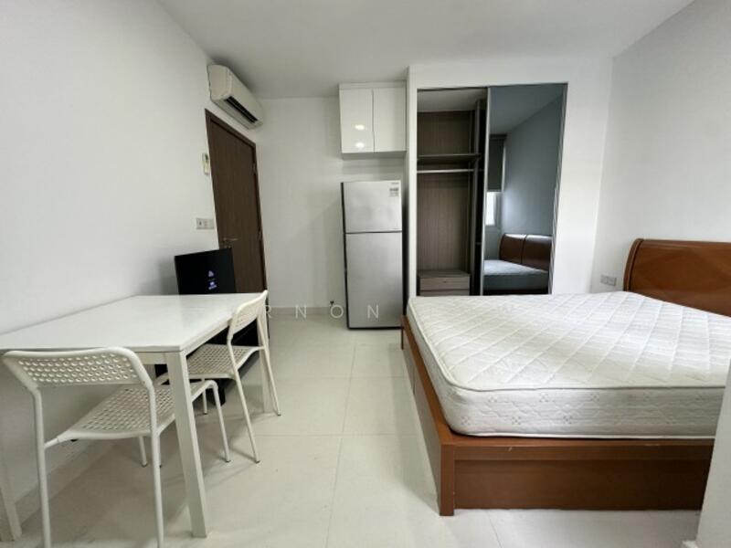 For Sale - Kensington Square