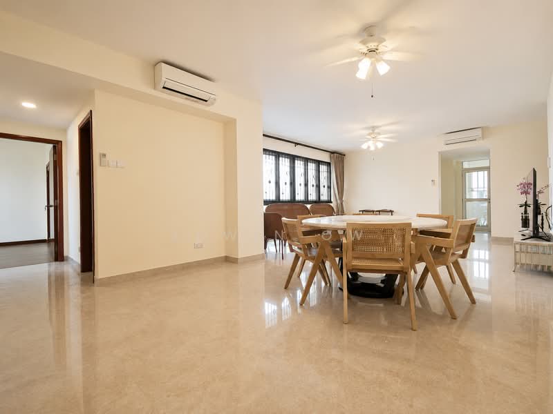 Trellis Towers, 700 Toa Payoh Lorong 1, 4 Bedrooms, 1,647 sqft, Condominium For Rent, by Edwin Ow, 60215688 - Living Room - PropertyGuru.com.sg