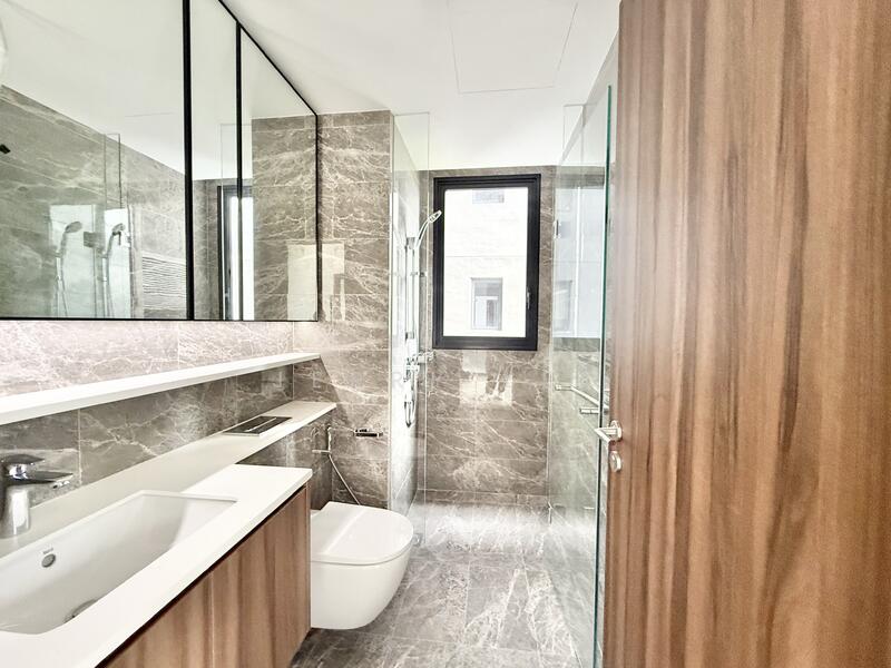 Lentor Modern, 7 Lentor Central, 2 Bedrooms, 732 sqft, Condominium For Rent, by Jerry Lee, 60215721 - Bathroom - PropertyGuru.com.sg