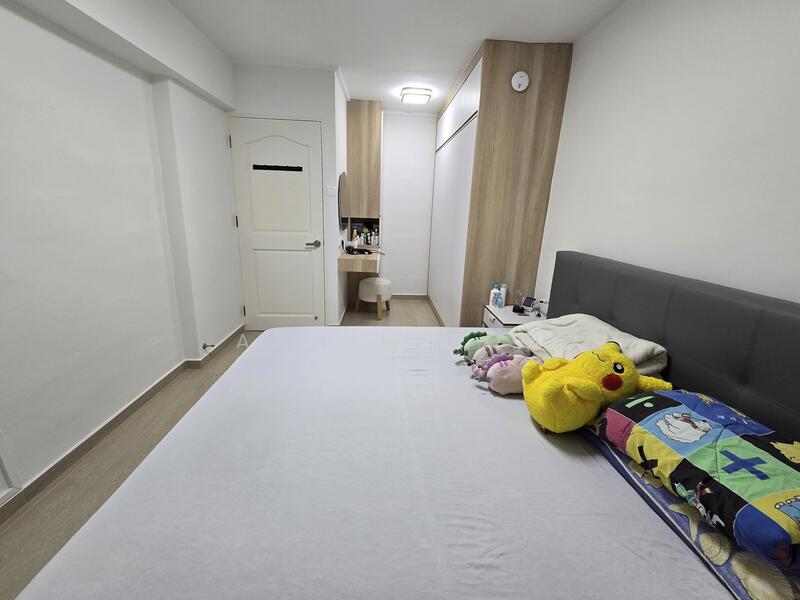 728 Clementi West Street 2 HDB Flat For Sale at S$ 450,000 | PropertyGuru Singapore