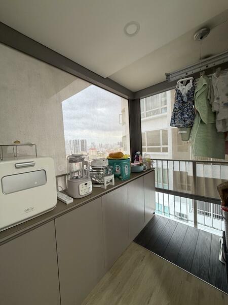 For Rent - Clover By The Park