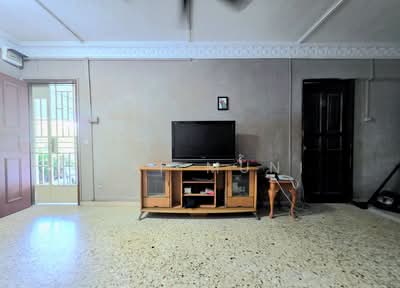 For Sale - 520 Jurong West Street 52