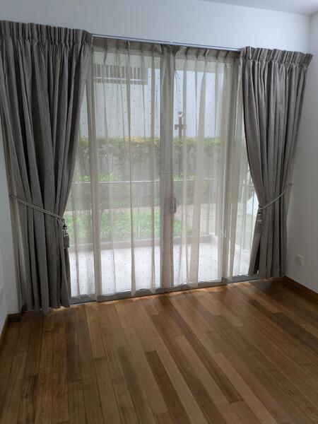 8 @ Mount Sophia Condominium For Sale at S$ 1,700,000 | PropertyGuru Singapore - Balcony