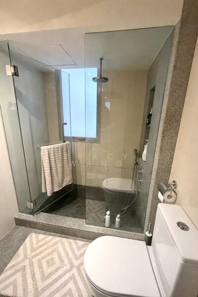 8 @ Mount Sophia Condominium For Sale at S$ 1,700,000 | PropertyGuru Singapore - Bathroom