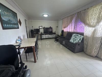 For Sale - 470 Tampines Street 44