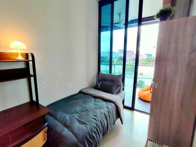 For Rent - The Crest