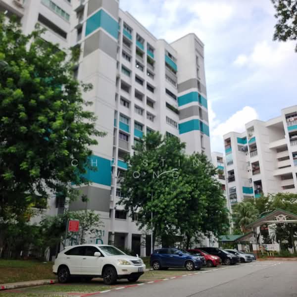 331 Jurong East Avenue 1, 331 Jurong East Avenue 1, 3 Bedrooms, 1,410 sqft, HDB Flat For Sale, by Christina Wong, 60216001 - Exterior - PropertyGuru.com.sg