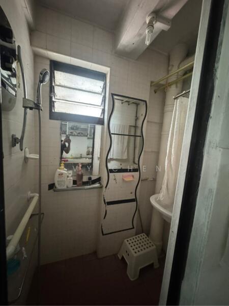 3 Beach Road HDB Flat For Sale at S$ 485,000 | PropertyGuru Singapore