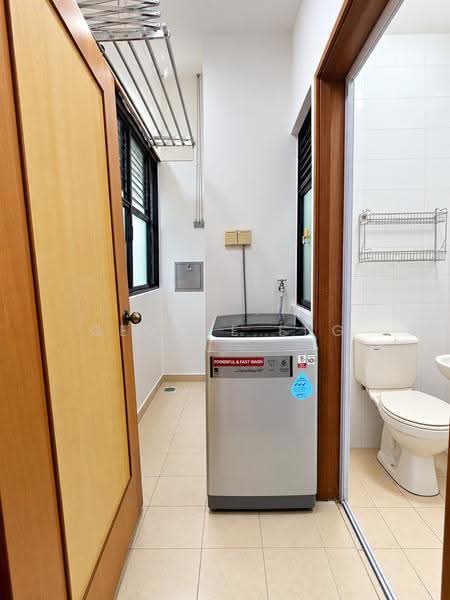 Nature Mansions, 52 Lorong K Telok Kurau, East Coast / Marine Parade, 3 Bedrooms, 1,141 sqft, Apartment For Sale, by George Eng, 60216181 - Bathroom - PropertyGuru.com.sg