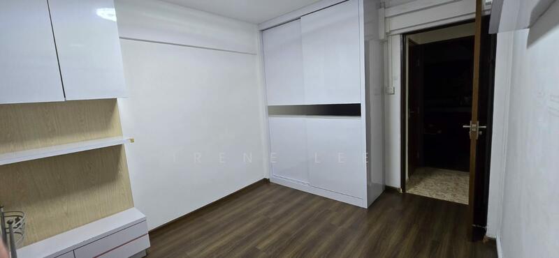 867 Yishun Street 81 HDB Flat For Sale at S$ 550,000 | PropertyGuru Singapore - Bedroom