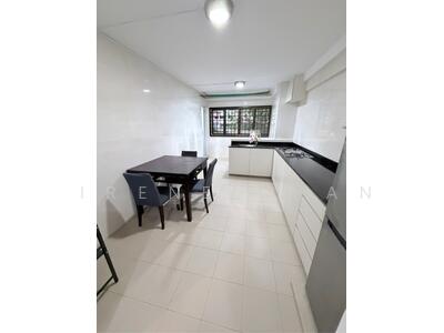 For Rent - 611 Ang Mo Kio Avenue 5