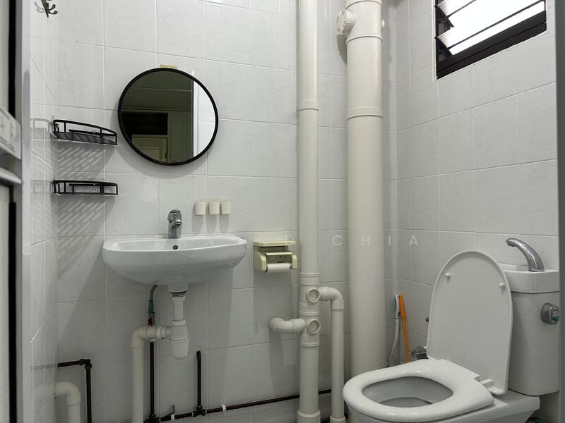 For Rent - 102 Jurong East Street 13