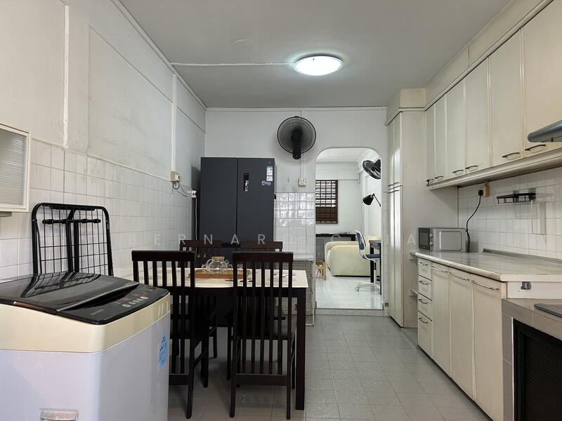 For Rent - 102 Jurong East Street 13