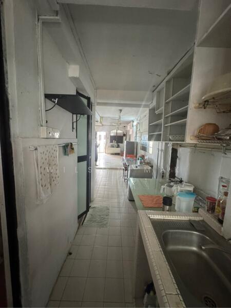 3 Beach Road HDB Flat For Sale at S$ 485,000 | PropertyGuru Singapore