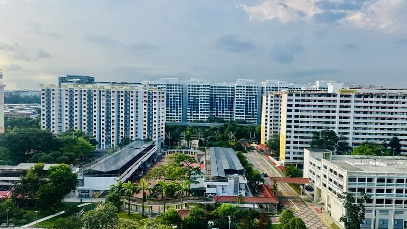 5 Bedok South Avenue 2, 5 Bedok South Avenue 2, 3 Bedrooms, 883 sqft, HDB Flat For Sale, by Stephanie Kuet LY, 60216457 - Unblock view - PropertyGuru.com.sg