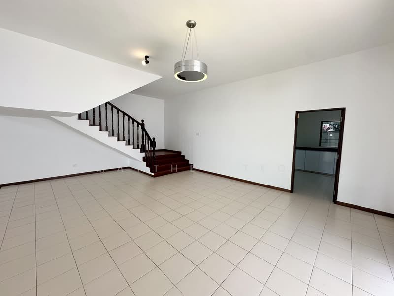 Jalan Lim Tai See / Sixth Avenue, Jalan Lim Tai See, Bukit Timah Road, Sixth Avenue, Holland Road, Farrer Road, 4 Bedrooms, 4,300 sqft, Semi-Detached House For Rent, by Matthew Teo, 60216569 - Living Room - PropertyGuru.com.sg