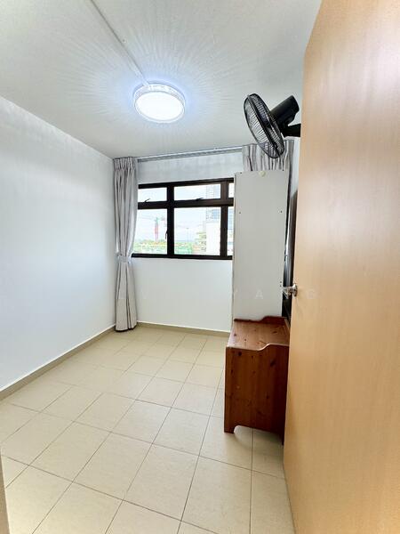 For Rent - 12 Holland Avenue