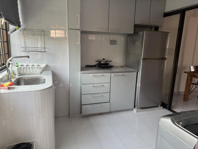 For Rent - 42 Holland Drive