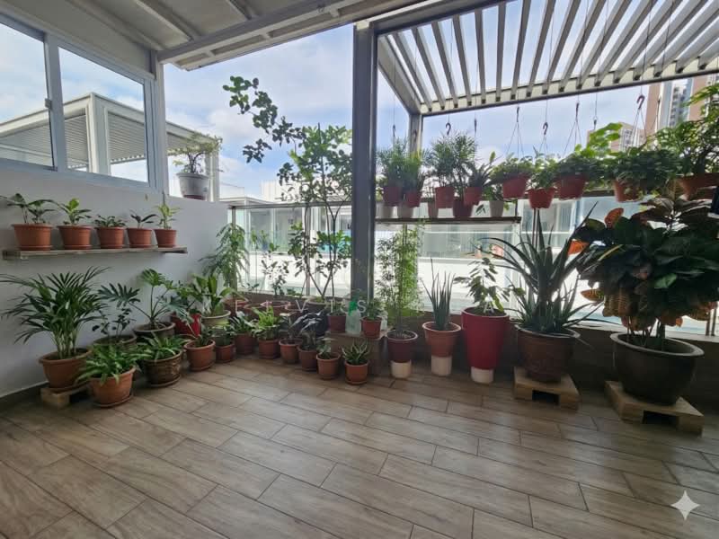 NEWest Cluster House For Sale at S$ 3,000,000 | PropertyGuru Singapore - Balcony