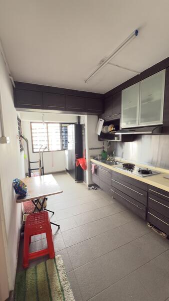 For Sale - 327 Sembawang Crescent