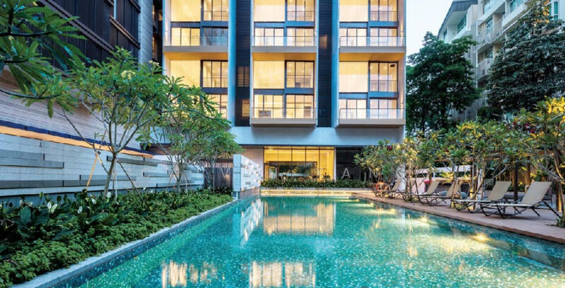 For Sale - Lloyd SixtyFive