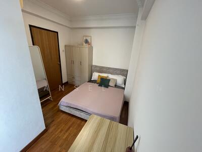 For Rent - 5-min walk to Katong Park MRT, Common room for lease!