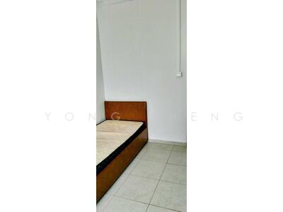 For Rent - 172 Hougang Avenue 1