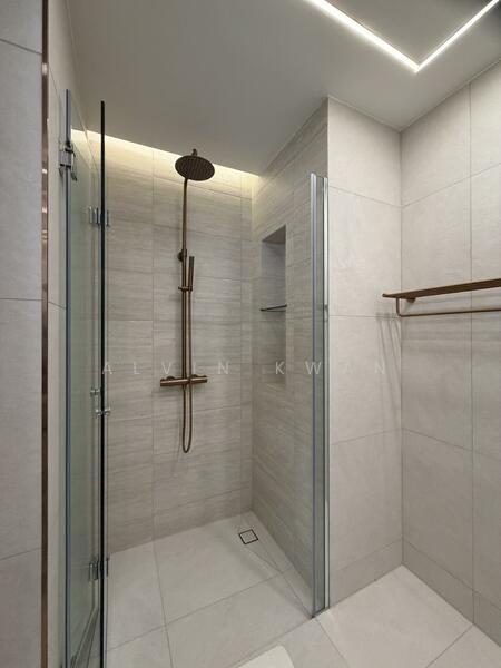 Eon Shenton Condominium For Sale at S$ 1,500,000 | PropertyGuru Singapore - Bathroom