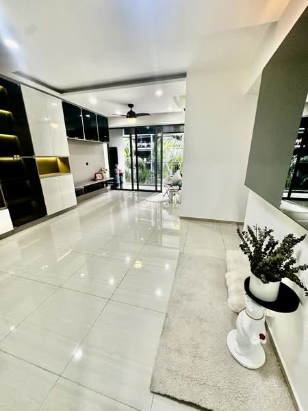 Bellewaters, 11 Anchorvale Crescent, 3 Bedrooms, 924 sqft, Executive Condominium For Rent, by Theresa Ng, 60217018 - Living Room - PropertyGuru.com.sg