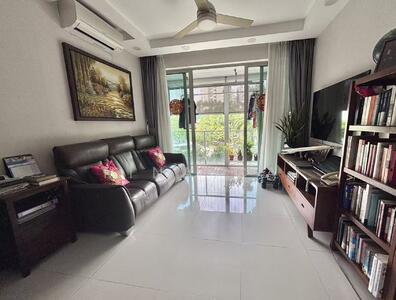 For Sale - The Quartz