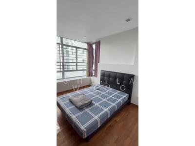 For Rent - The Lakeshore