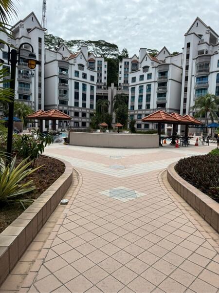 Hume Park I Condominium For Sale at S$ 2,550,000 | PropertyGuru Singapore
