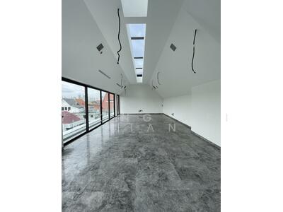 For Sale - Croucher road